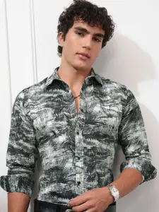 HIGHLANDER Men Printed Popcorn Textured Slim Fit Casual shirt