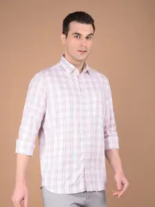 Crimsoune Club Men Classic Slim Fit Spread Collar Checked Cotton Casual Shirt