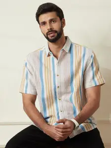 WROGN Men Comfort Relaxed Fit Spread Collar Vertical Striped Cotton Casual Shirt