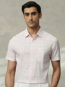 Mufti Men Slim Fit Spread Collar Checked Cotton Casual Shirt