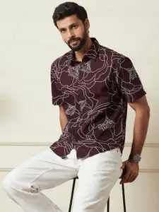 WROGN Men Comfort Relaxed Fit Spread Collar Floral Printed Cotton Casual Shirt