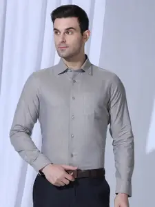 Blackberrys Men India Slim Fit Spread Collar Textured Cotton Formal Shirt