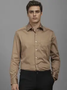 Louis Philippe Men Classic Fit Spread Collar Solid Cotton Formal Shirt