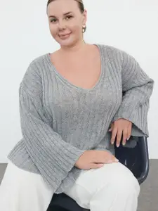 Trendyol Women Plus Size Ribbed Pullover