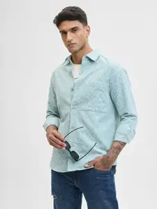 Snitch Men Slim Fit Spread Collar Textured Casual Shirt