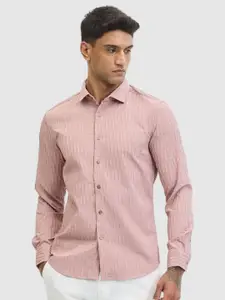 Snitch Men Smart Fit Spread Collar Textured Casual Shirt