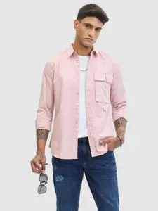 Snitch Men Relaxed Fit Spread Collar Solid Cotton Casual Shirt
