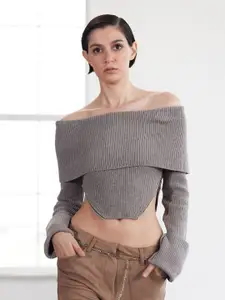 Trendyol Women Ribbed Crop Pullover with Zip Detail