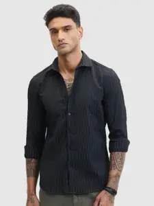 Snitch Men Smart Fit Spread Collar Textured Casual Shirt