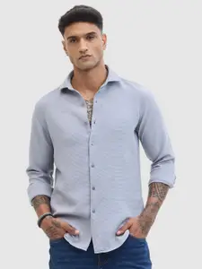 Snitch Men Smart Fit Spread Collar Horizontal Striped Casual Shirt