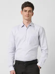 Peter England Men Slim Fit Spread Collar Geometric Printed Cotton Formal Shirt