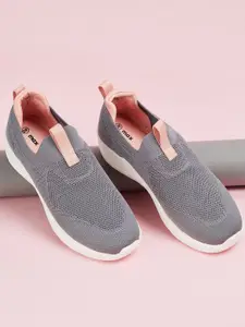 max Women Running Shoes