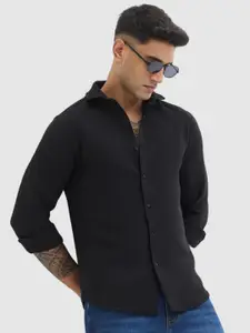 Snitch Men Smart Fit Spread Collar Horizontal Striped Casual Shirt