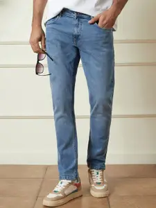 WROGN Men Comfort Slim Fit Light Fade Jeans