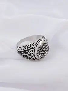 Saizen 925 Sterling Silver Silver-Plated Onyx Stone Studded Finger Ring