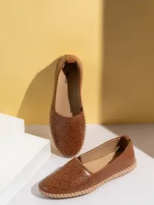 Inc 5 Women Printed Round Toe Loafers