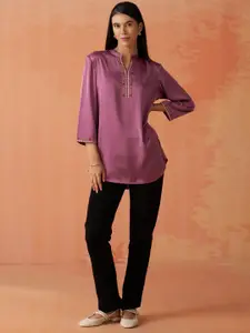 Lakshita Women Embroidered Mandarin Collar Longline Top