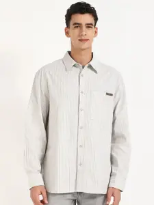 Calvin Klein Jeans Men Relaxed Fit Spread Collar Vertical Striped Cotton Casual Shirt