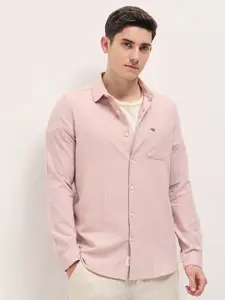 THE BEAR HOUSE Men Slim Fit Opaque Striped Casual Shirt