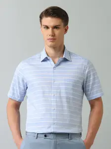 Arrow Men Classic Horizontal Stripes Opaque Striped Casual Shirt