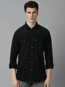 Louis Philippe Jeans Men Relaxed Fit Spread Collar Solid Cotton Casual Shirt