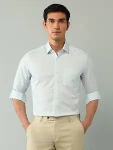 Arrow Men Slim Fit Opaque Printed Casual Shirt