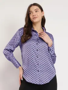 FableStreet Women Comfort Fit Spread Collar Geometric Printed Satin Casual Shirt