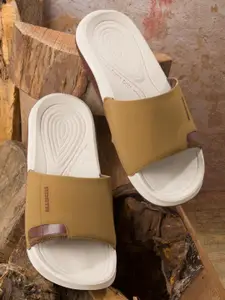 The Roadster Lifestyle Co Men Casual Sliders