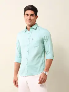 U.S. Polo Assn. Men Spread Collar Solid Cotton Casual Shirt