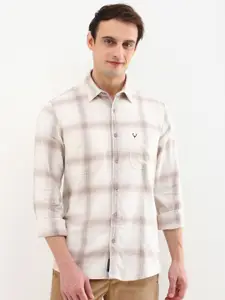 Allen Solly Men Custom Fit Spread Collar Checked Cotton Casual Shirt