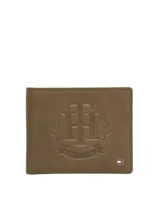 Tommy Hilfiger Men Leather Two Fold Wallet