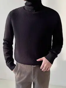 StyleCast x Revolte Men Pullover