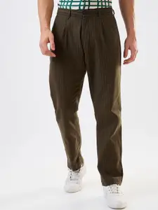 SPYKAR Men Regular Fit Mid-Rise Pleated Cotton Trousers