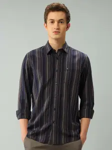 Arrow Sport Men Slim Fit Vertical Striped Casual Shirt