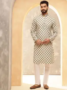 SOJANYA Floral Embroidered Mandarin Collar Straight Kurta With Pyjamas