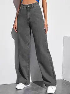 DressBerry Women Comfort Boyfriend Fit High-Rise Light Fade Acid Wash Stretchable Jeans