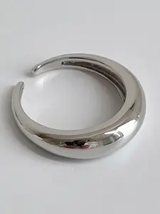 StyleCast Elegant Silver Toned Finger Ring