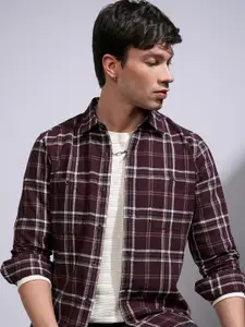 HIGHLANDER Men Flannel Textured Checked Casual Shirt