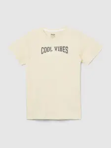 max Boys Typography Printed Round Neck Cotton T-shirt