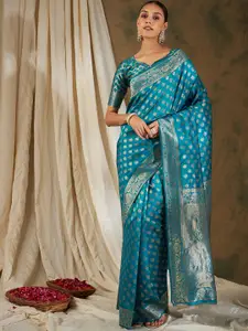 DEVATITHI Woven Design Zari Silk Blend Kanjeevaram Saree