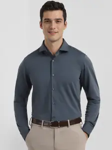 Allen Solly Sport Men Slim Fit Solid Formal Shirt