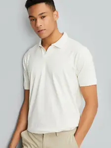 max Men Solid Polo Collar Cotton T-shirt