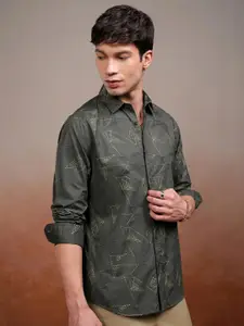 HIGHLANDER Men Embroidered Casual Shirt