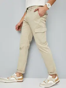 max Men Cotton Regular Fit Cargos Trousers