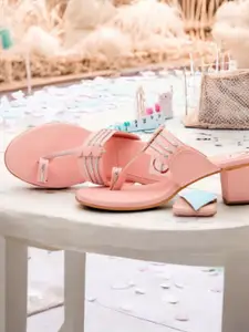 Dhaga Women Sandals