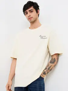 SPYKAR Men Typography Printed Round Neck Cotton Relaxed Fit T-shirt