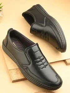 Killer Men Round Toe Perforations Flatforms