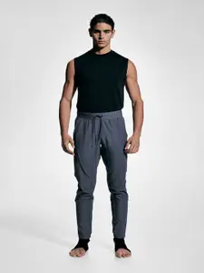H&M Men Slim Fit Sports Joggers With DryMove