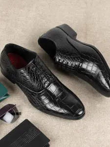 Metro Men Textured Formal Oxfords