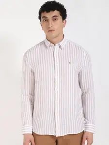 Tommy Hilfiger Men Button-Down Collar Vertical Striped Linen Casual Shirt